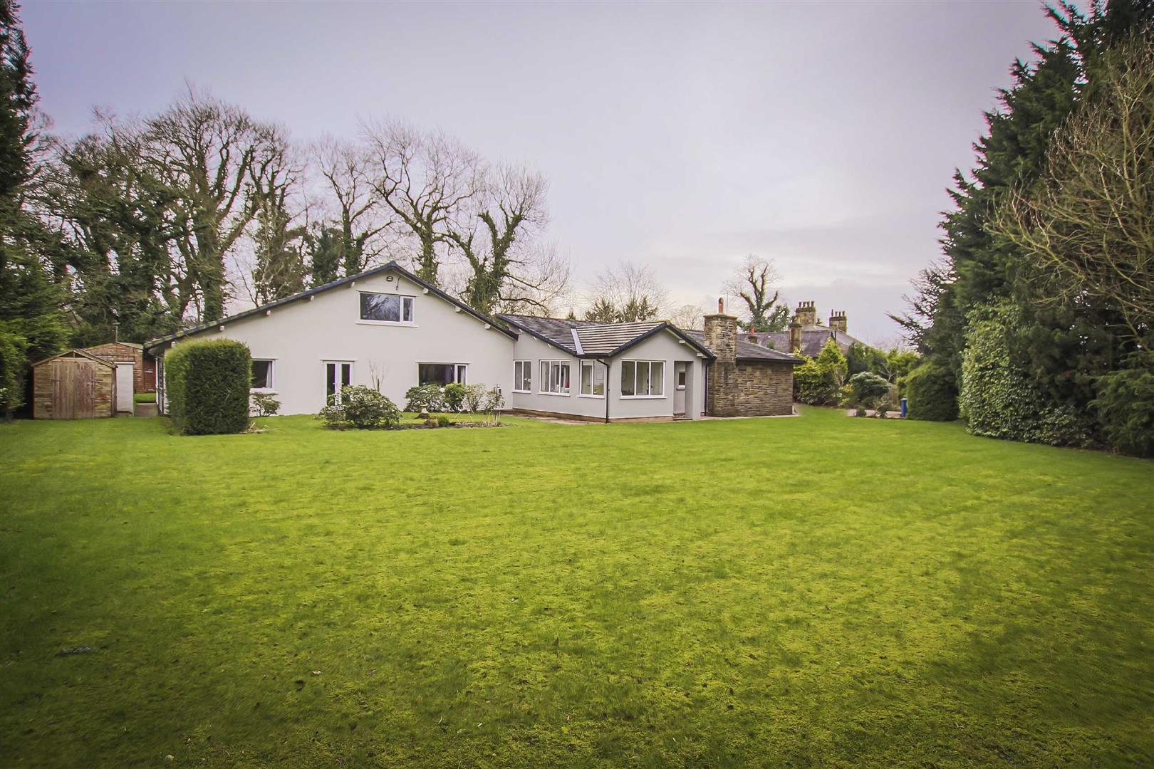 5 Bed Detached House For Sale - Main Image